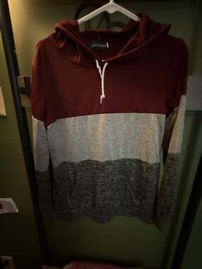 Fancyqube Colorblock Hoodie Size XL Burgundy Grey Pullover Sweatshirt